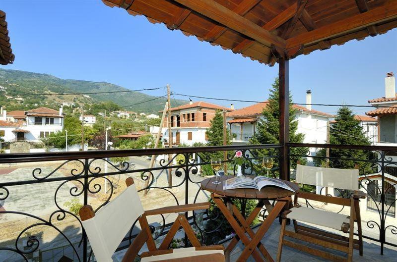 Iatrou Guesthouse Portariá Pokoj fotografie